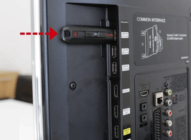 Insert USB drive to sideload SmartOne IPTV on Smart TV